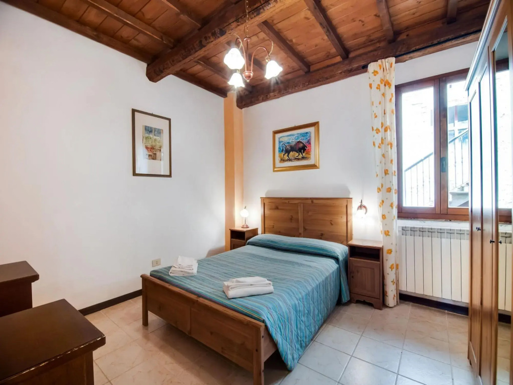 Attractive Farmhouse in Monticiano with Garden