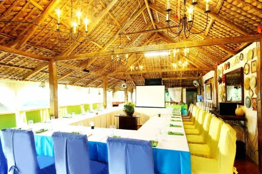 Samkara Restaurant and Garden Resort