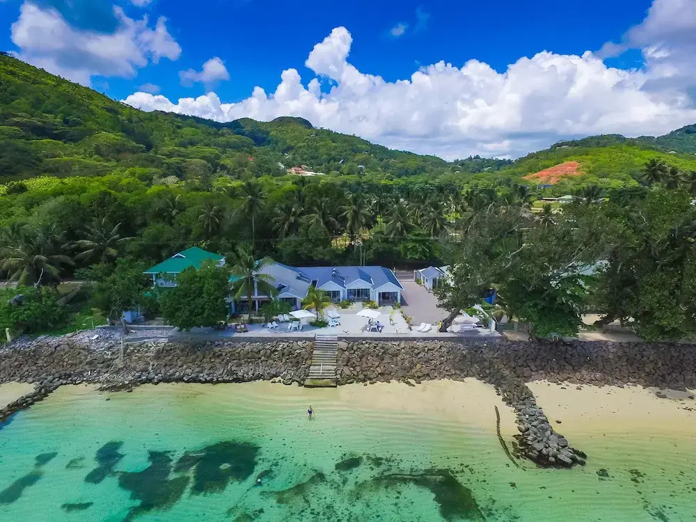 Le Nautique Beachfront Apartments