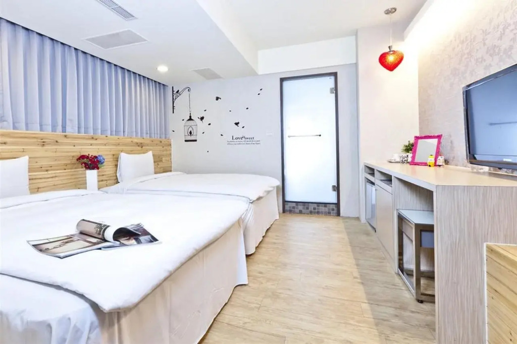 The Longstay Hotel
