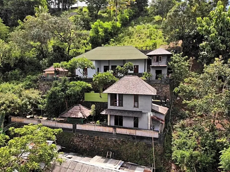 Sasak Lebung Home