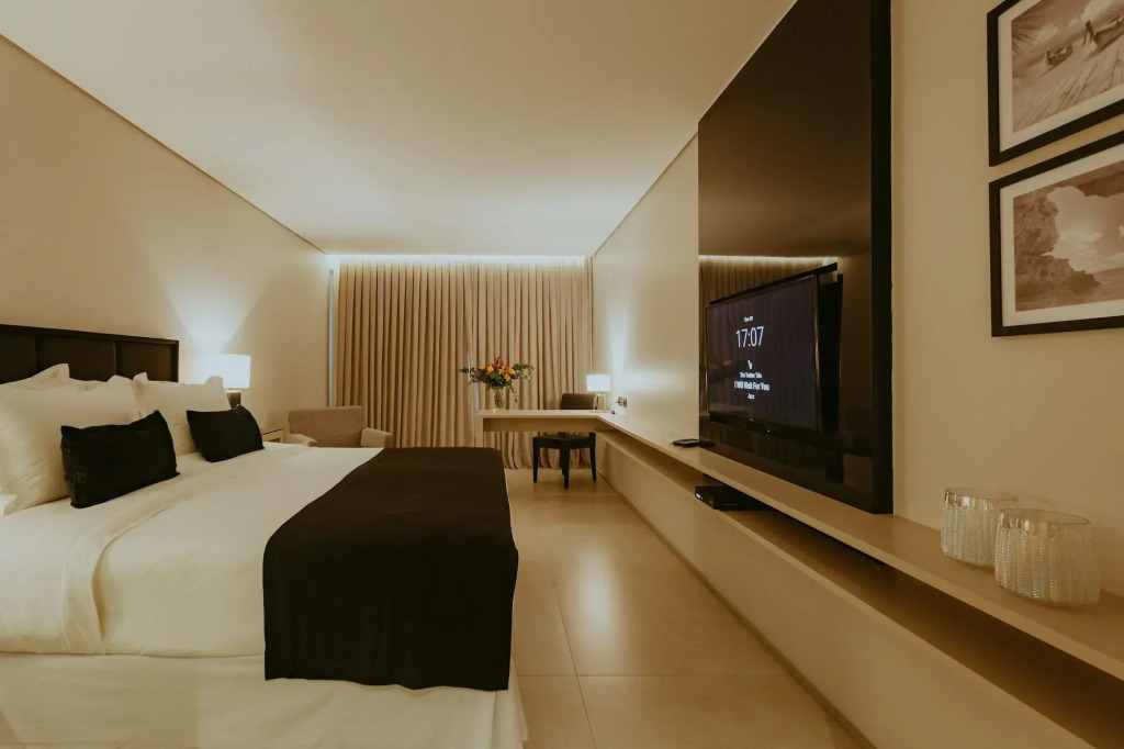 LS Hotel