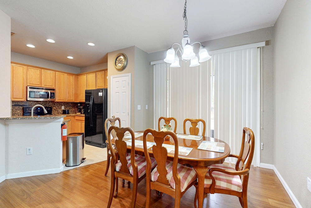 Updated Retreat With Pool Access, W/d, AC, & Patio - Close to Disney Parks