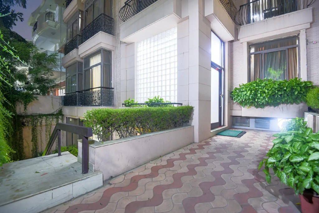 BedChambers Serviced Apartments Sector40