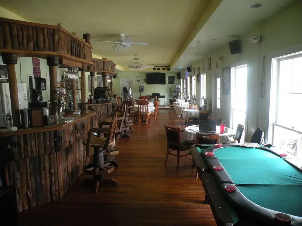 1876 Heritage Inn