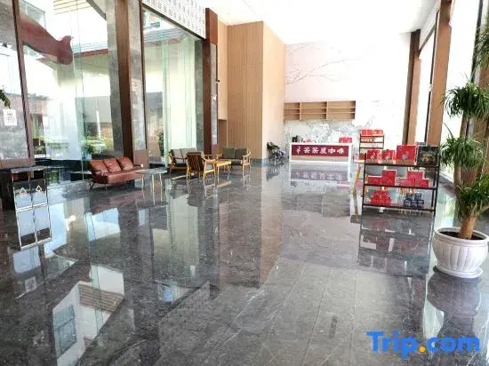 Grand Hotel Mangshi Shengshui Lake