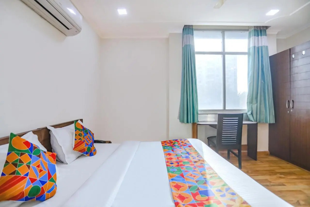 FabHotel Hexa Ghaziabad