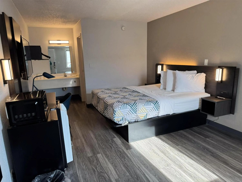 Motel 6-Farmington Hills, MI - Northwest - Farmington Hills