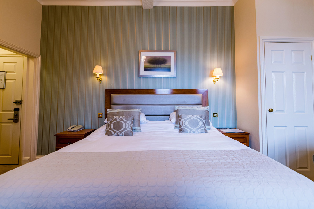 The George Hotel