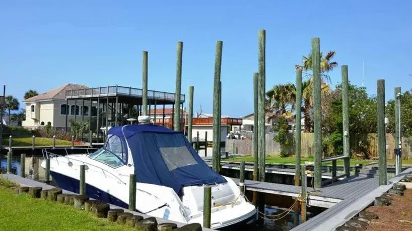Destin Vacation Homes by Holiday Isle