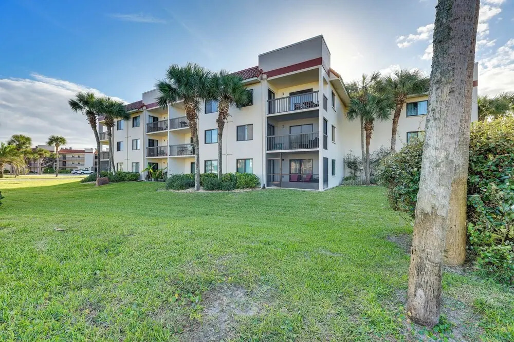 Walk to Beach & Bites! St Augustine Resort Condo