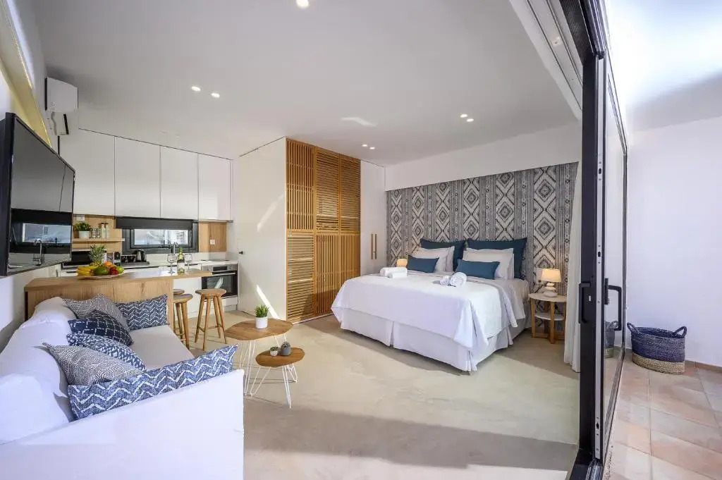 Talise II Luxury Suites