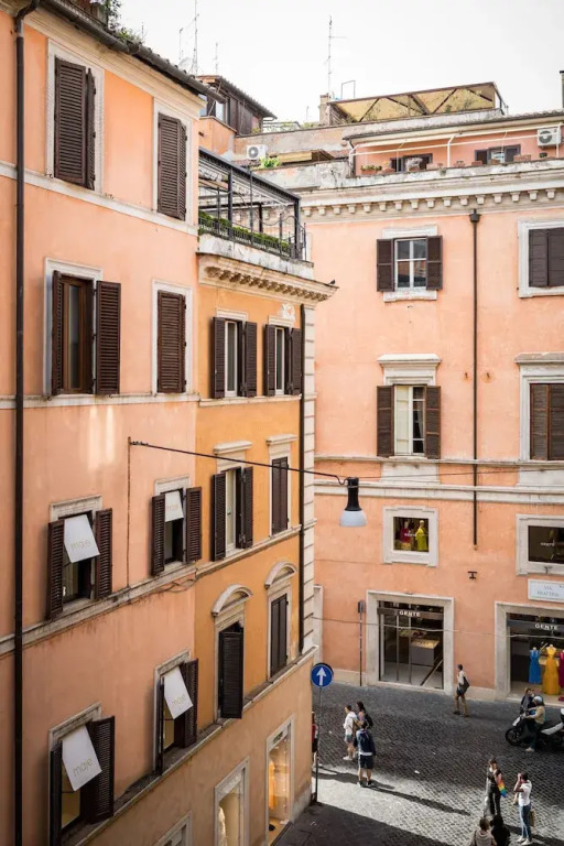 A world Aparts - Tridente / Piaza di Spagna - Popolo