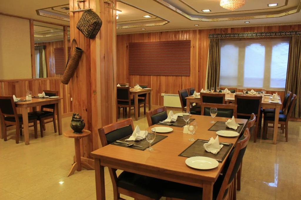 Himalayan Tashi Phuntshok Hotel, Paro