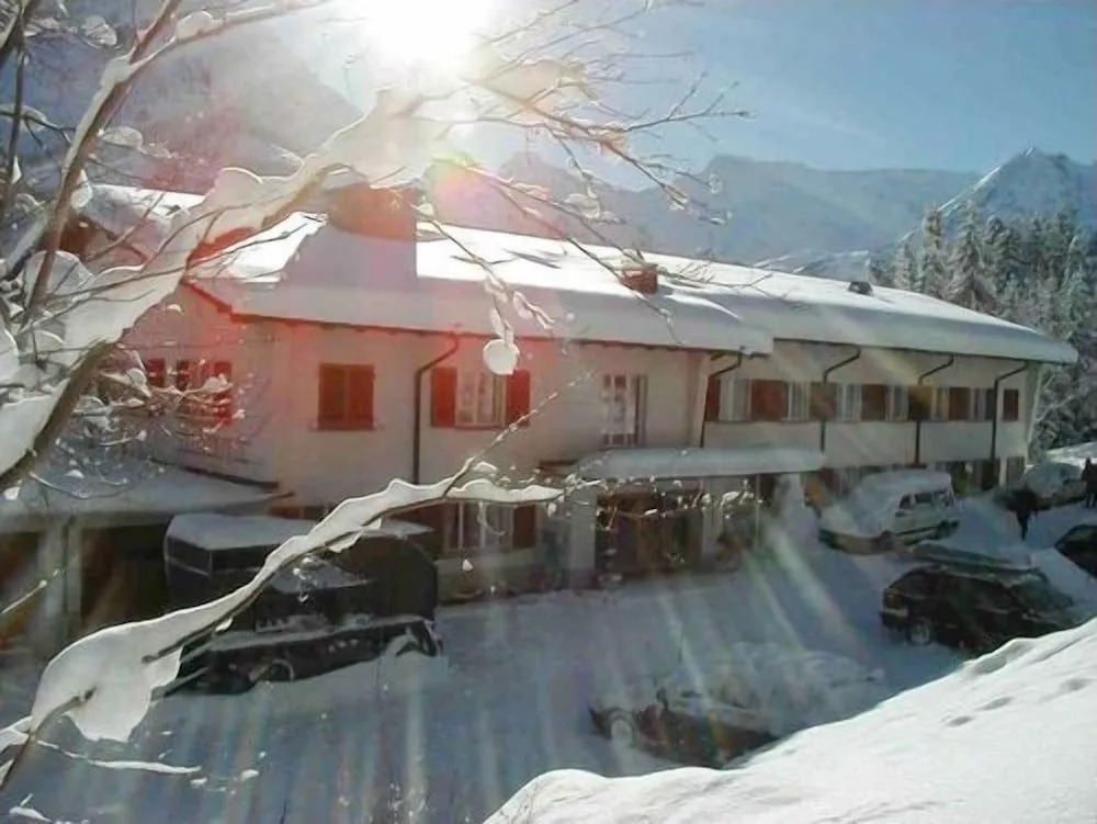 Hotel Crea