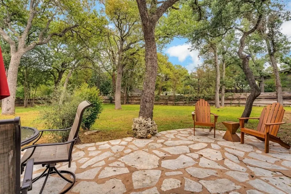 Luxury Home Just 5 min From Main St