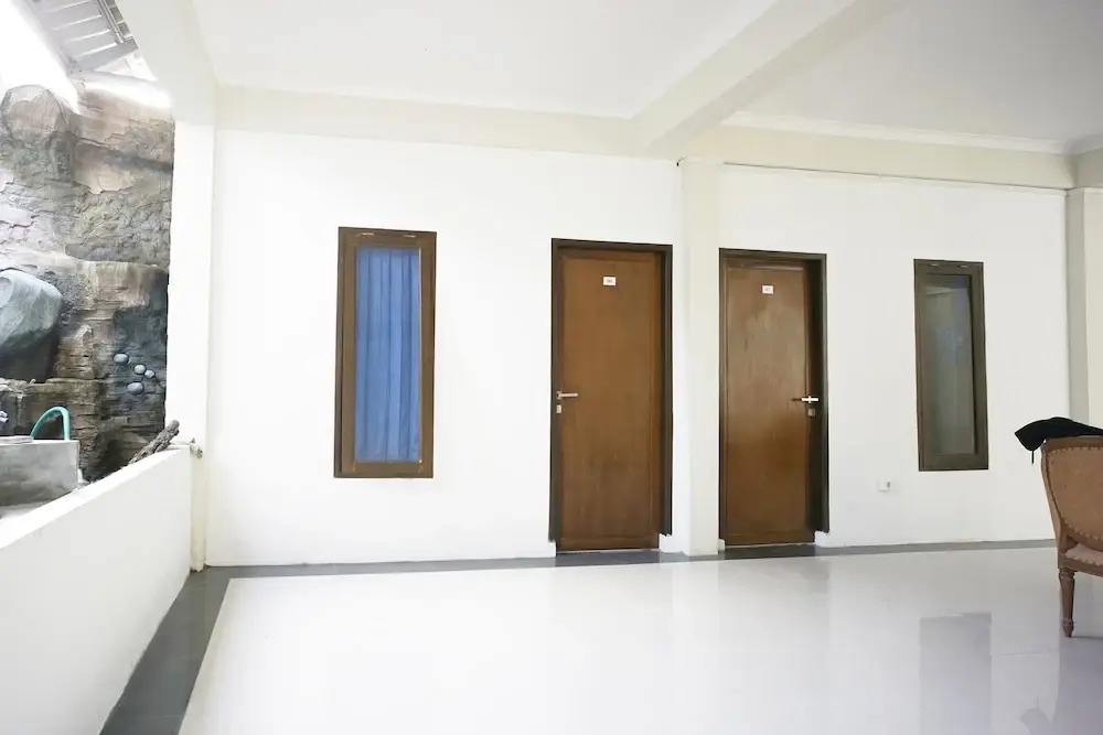 MIM Guest House Syariah by OYO Rooms