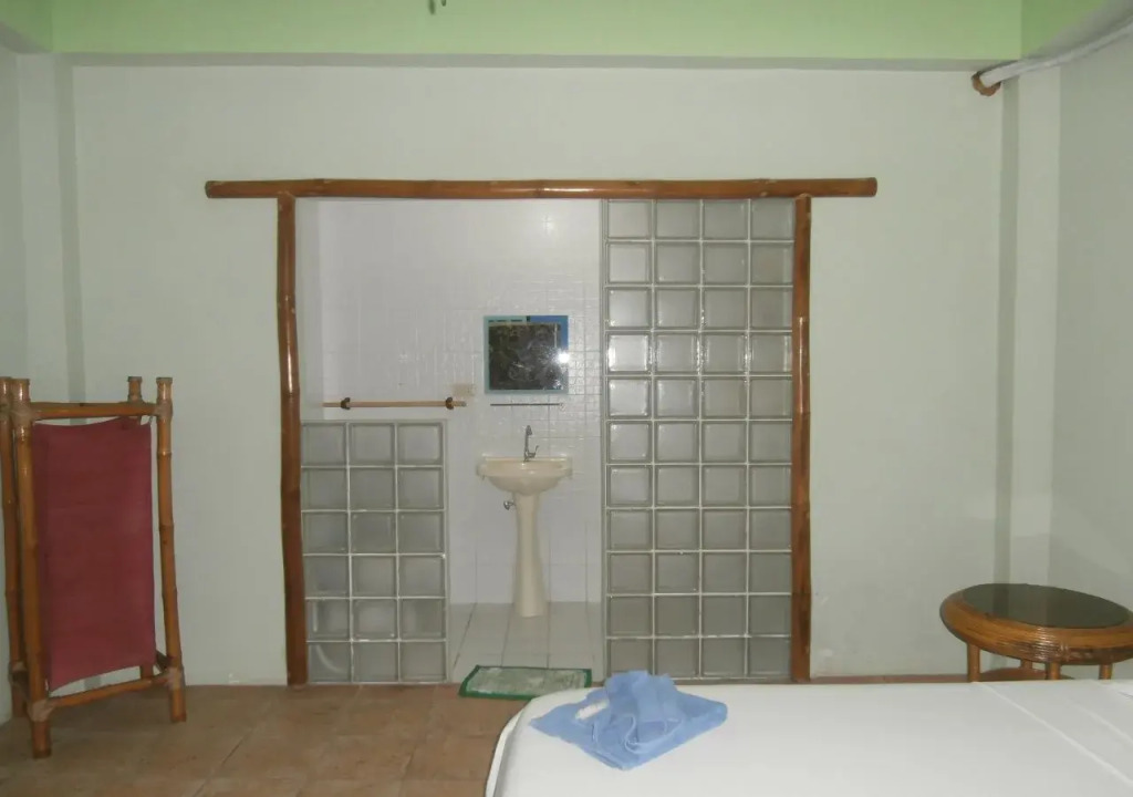 Bahay Isla Inn - Hostel Puerto Galera