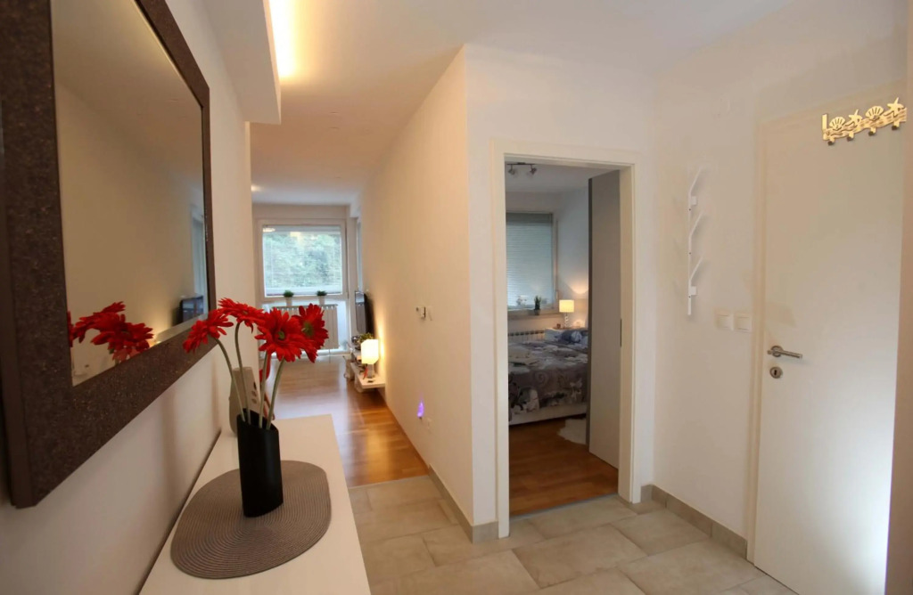 Apartment West