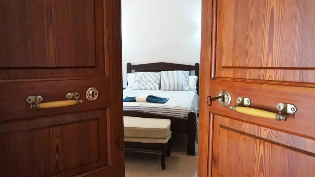 Born 23 - House with Pool in the Centre of Lluchmayor. Free Wifi