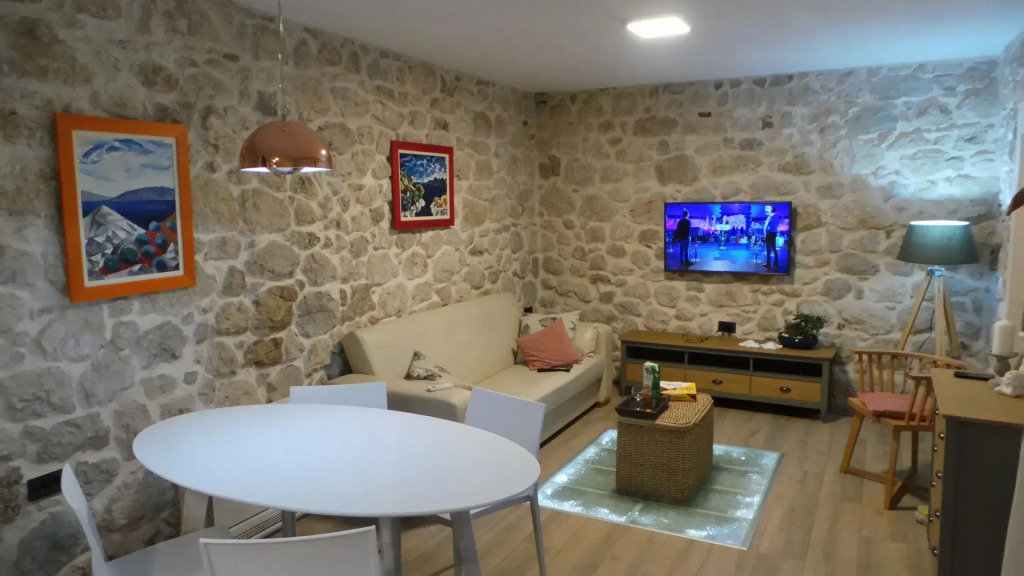 Holiday house Tanja - with pool : Tucepi, Riviera Makarska