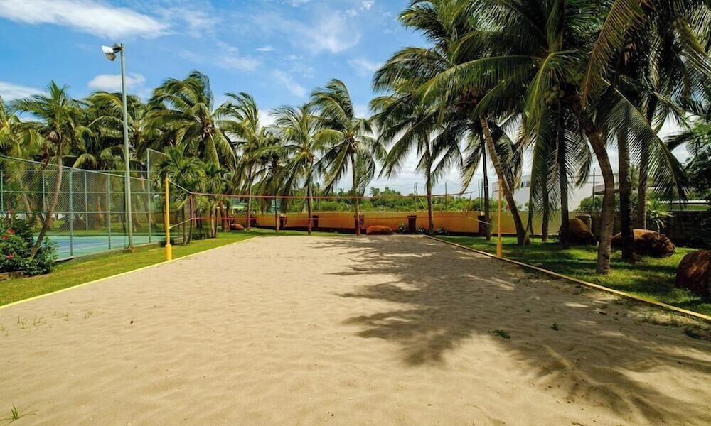 Amazing House -private Pool - Tennis - Paddle Cour