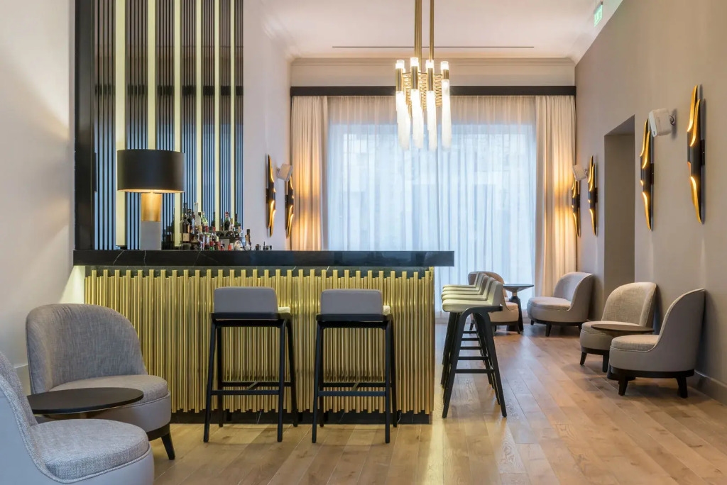 S Paul City Hotel