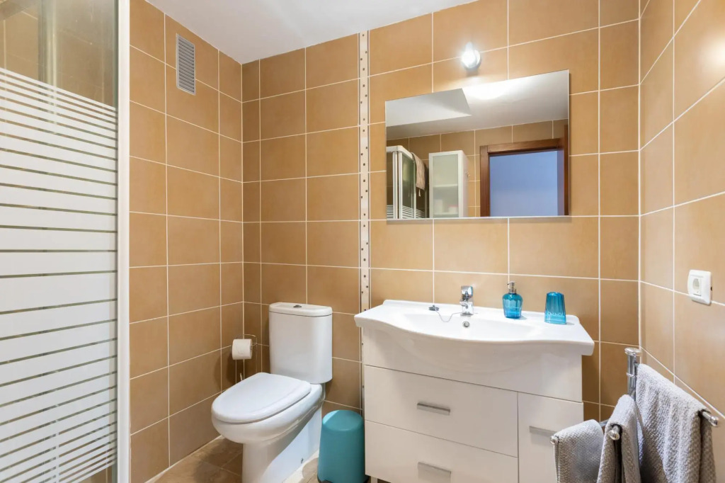 Home2Book Beautiful Duplex Parque La Reina + Wifi