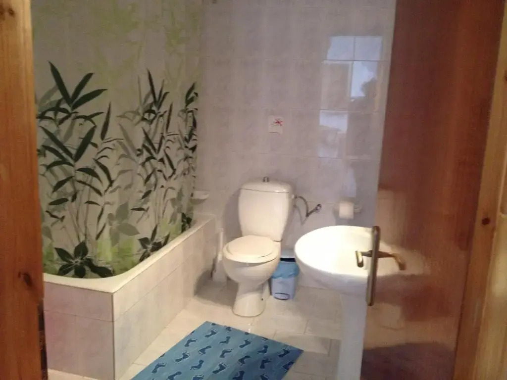Lovely 1 Bedroom Apartm With Free Parking Sea View