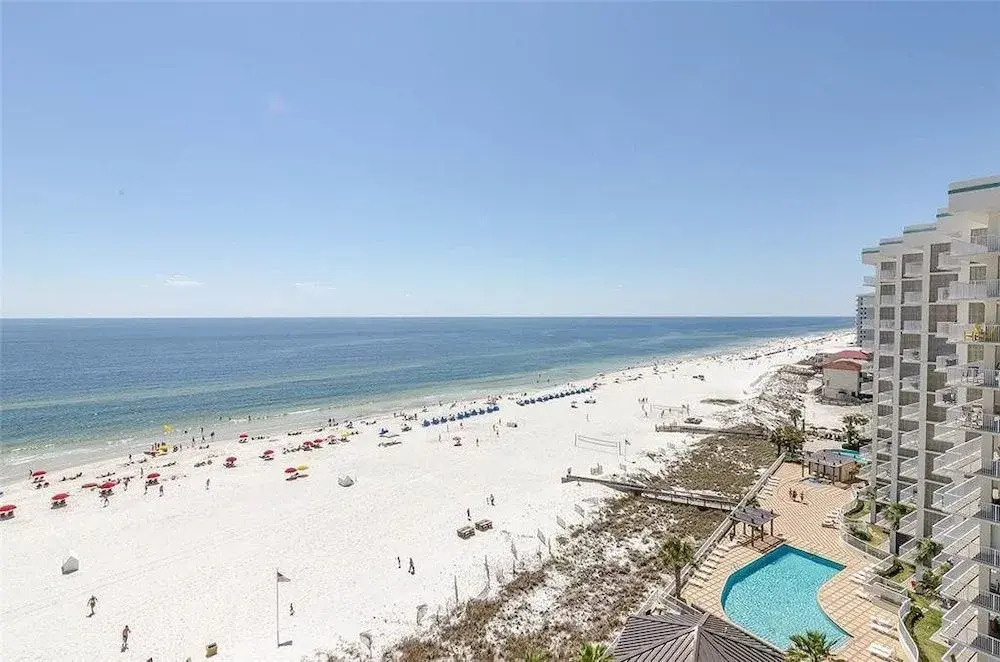 Windward Pointe 1003 - 3 Br condo by RedAwning