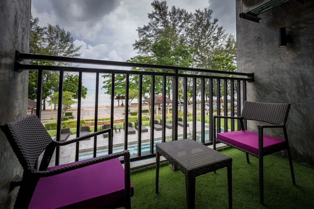 Maneetel Krabi Beachfront-SHA Plus