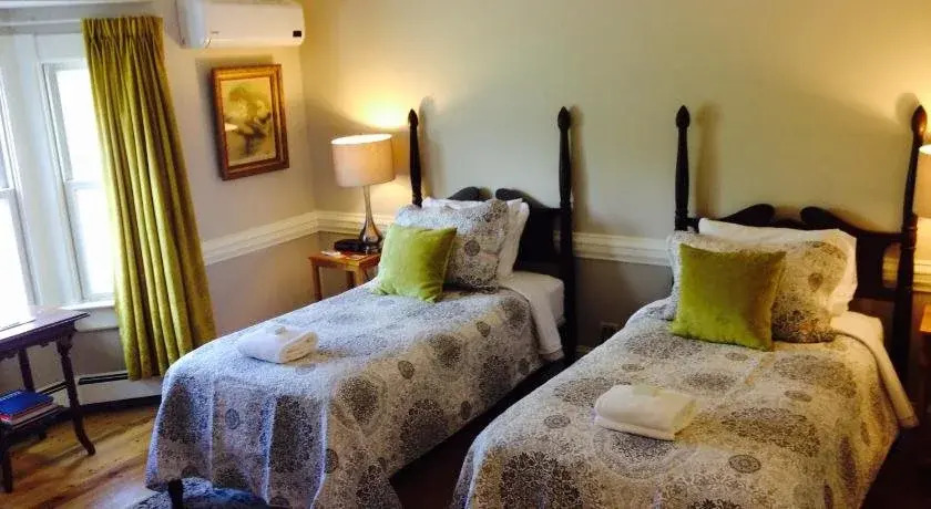 Boscawen Inn