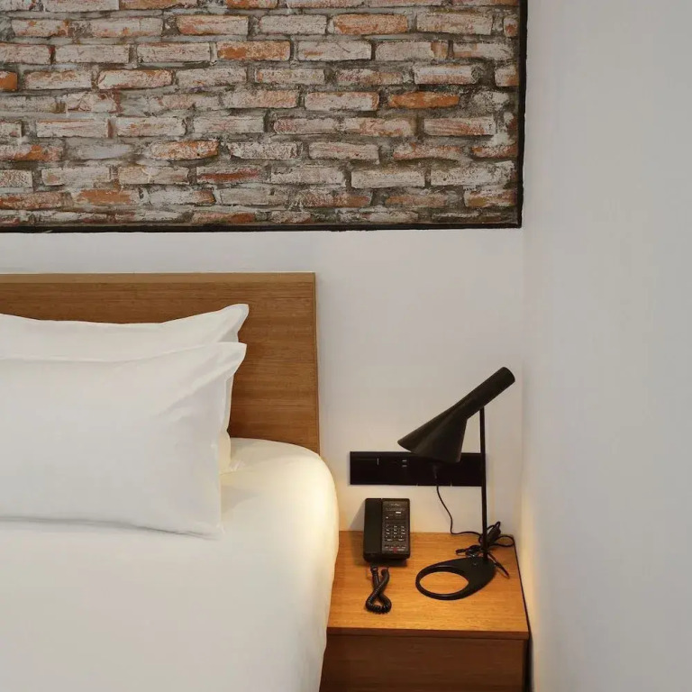 Wu Lan Hotel
