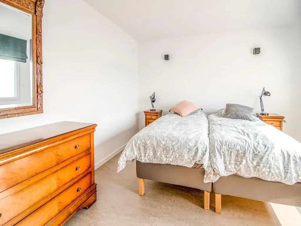 Holiday home in HUY near town center