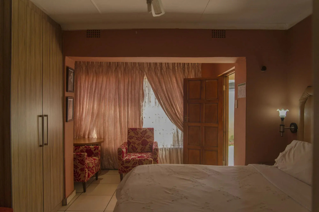 Ekhaya Guest House