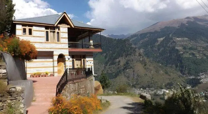 Majestic Woods Cottage