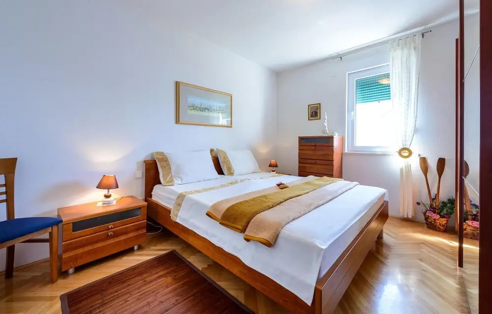 Amazing Apartment in Dubrovnik With Wifi and 2 Bedrooms