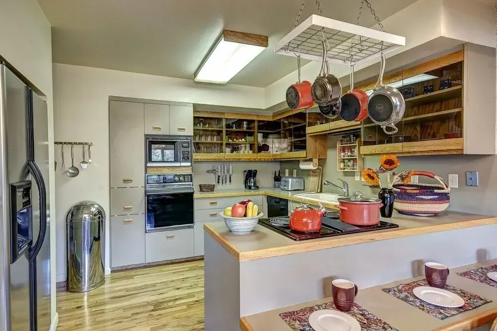 1115 Lowell Avenue 4 Bedroom Condo