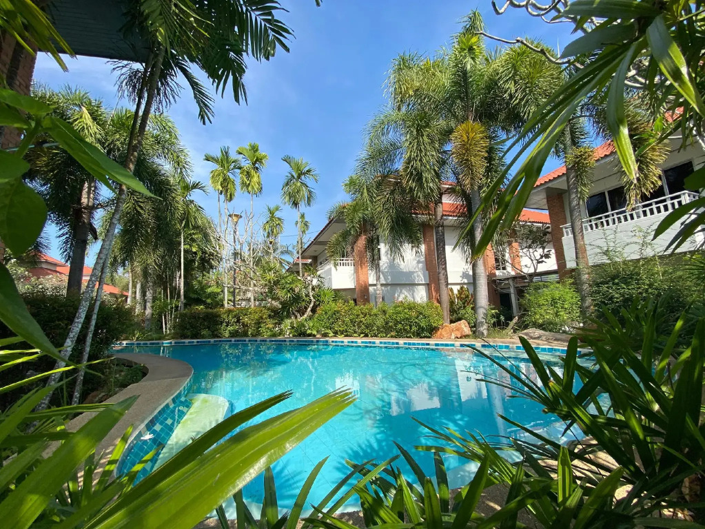 Thara Cholapruek Resort