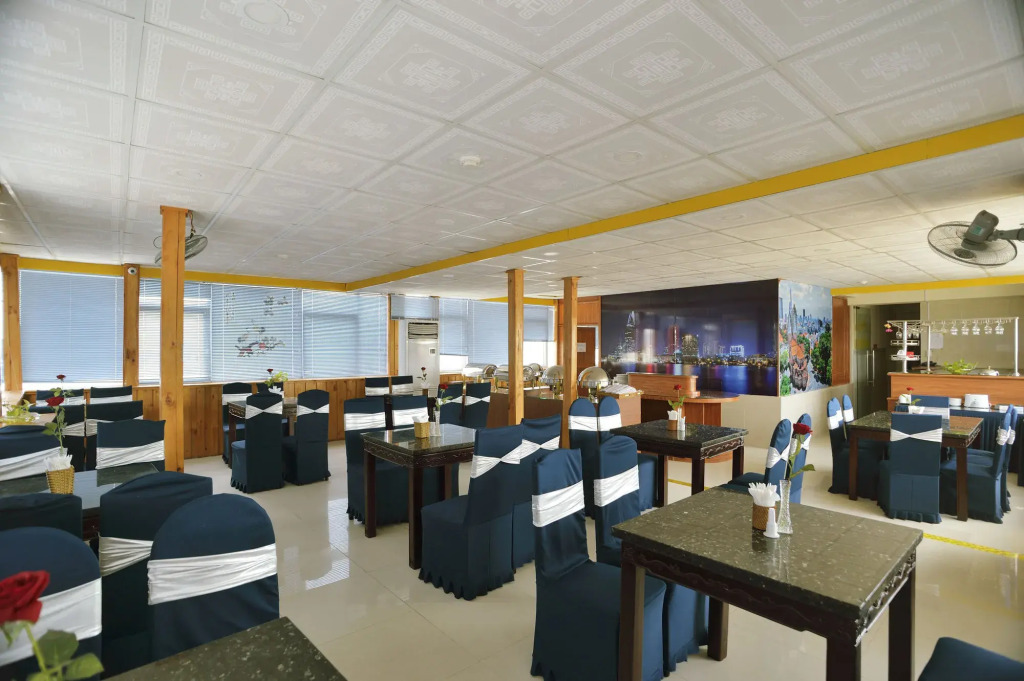 Boss Palace Hotel