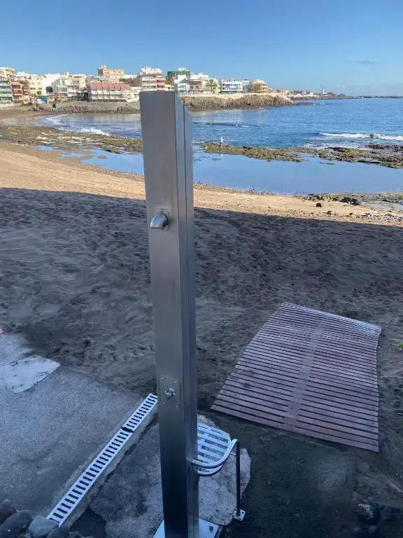 Salinetas Blue Surf House