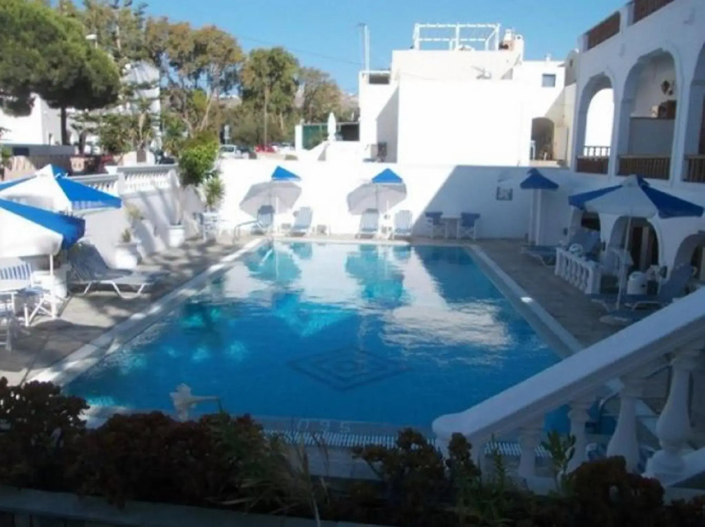 Ino Hotel