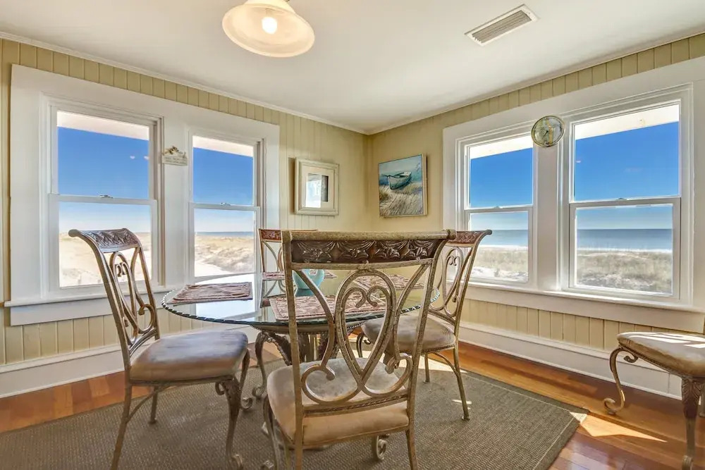 Rustic Oceanfront Cottage