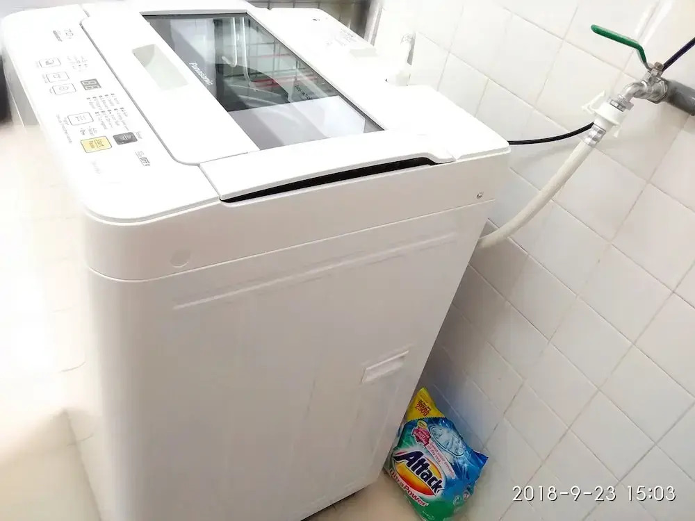 H Homestay Sibu - 1000Mbps 1Gbps Wifi, Astro & Auto Gate Parking Semi Detached House