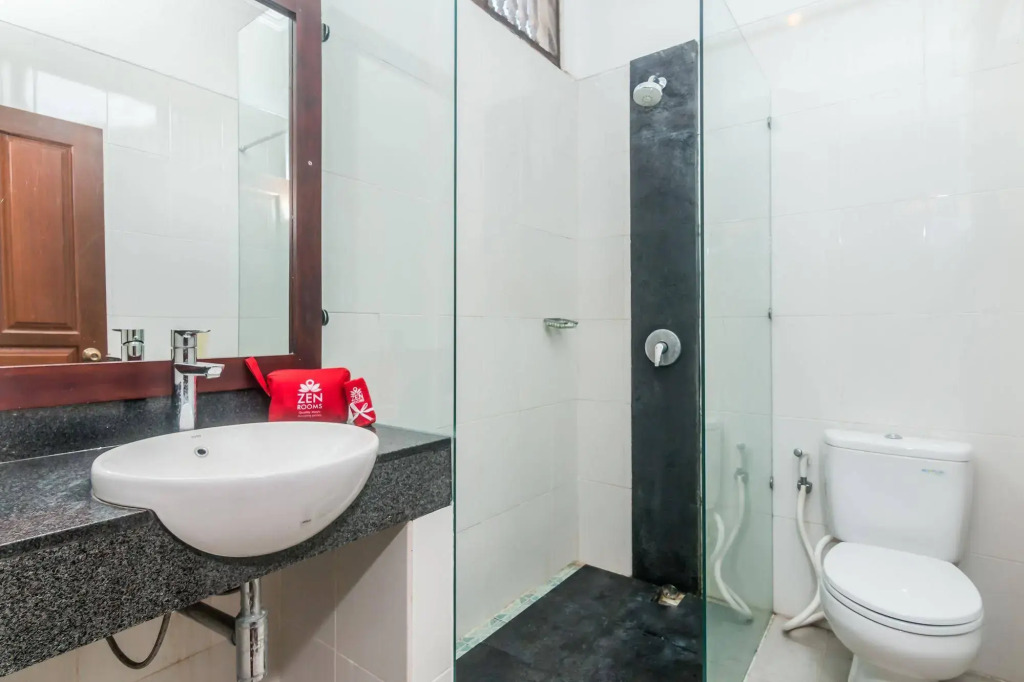 ZEN Rooms Sanur Danau Toba