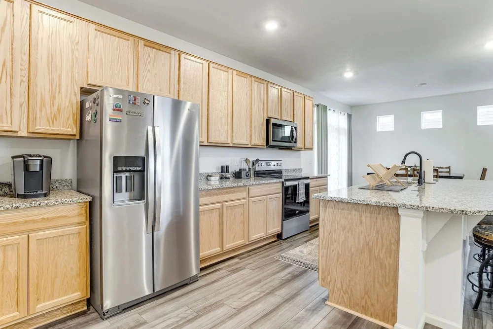 Spacious & Modern! New Home Near Gaylord Rockies