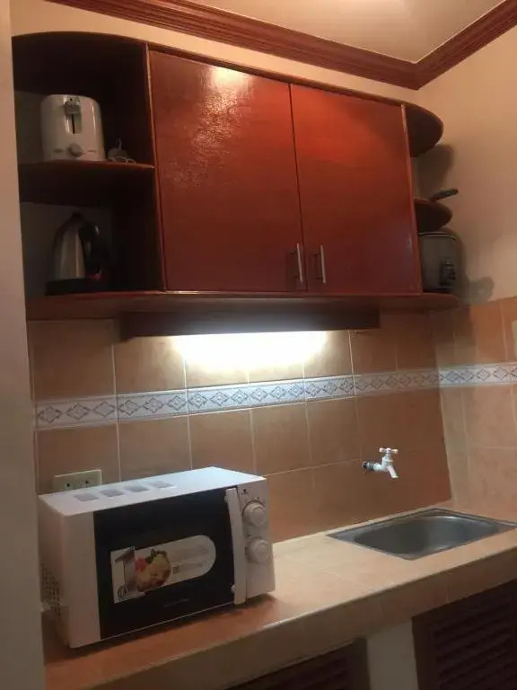 Las Pinas Serviced Apartment