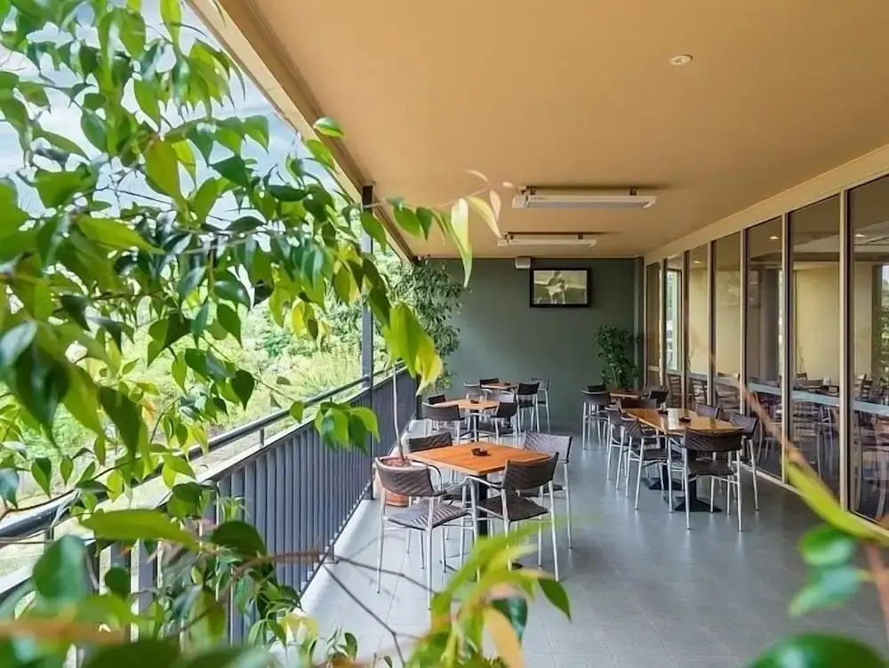 Royal Hotel