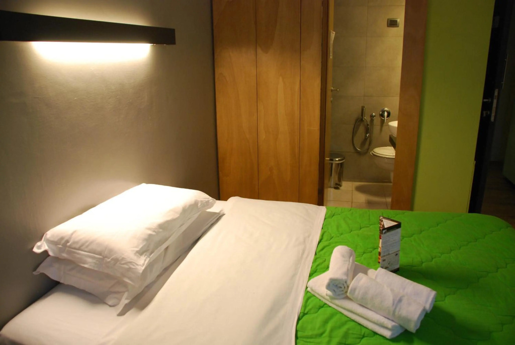 Nerva Accommodation