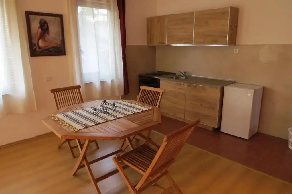 Cave Apartment